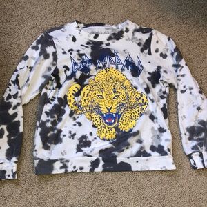 Def Leppard gray and white sweater from H&M !!